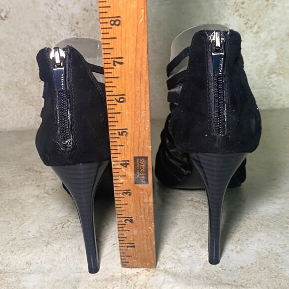 Calvin Klein Black Suede Strappy High Heel Sandals Back Zipper Size 8.5 - Picture 5 of 9